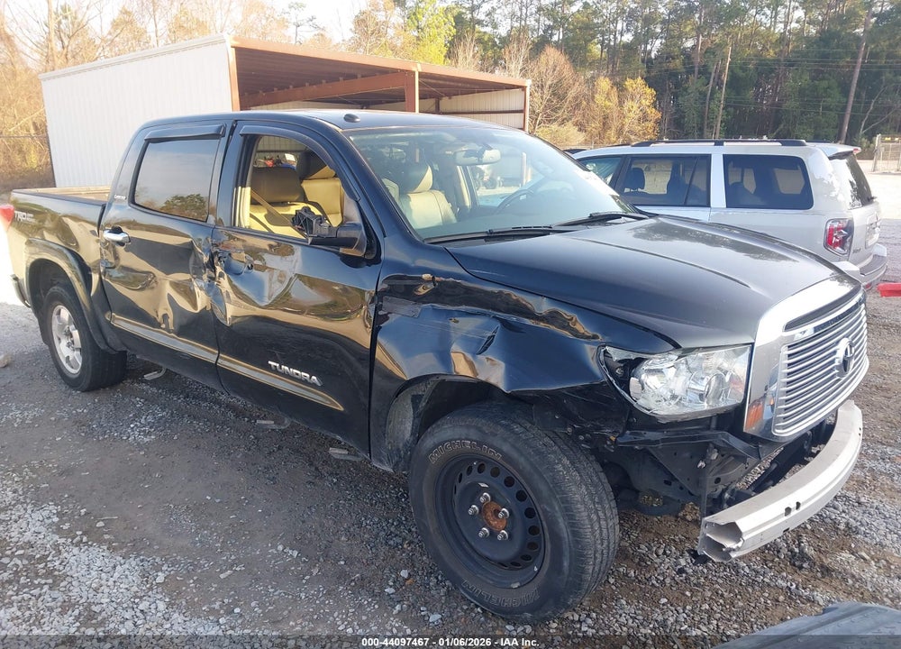 2011 TOYOTA TUNDRA LIMITED 5.7L V8 VIN: 5TFFY5F16BX102025