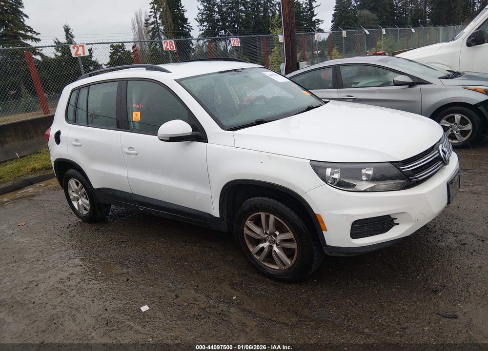 2015 VOLKSWAGEN TIGUAN S VIN: WVGAV7AX9FW562135