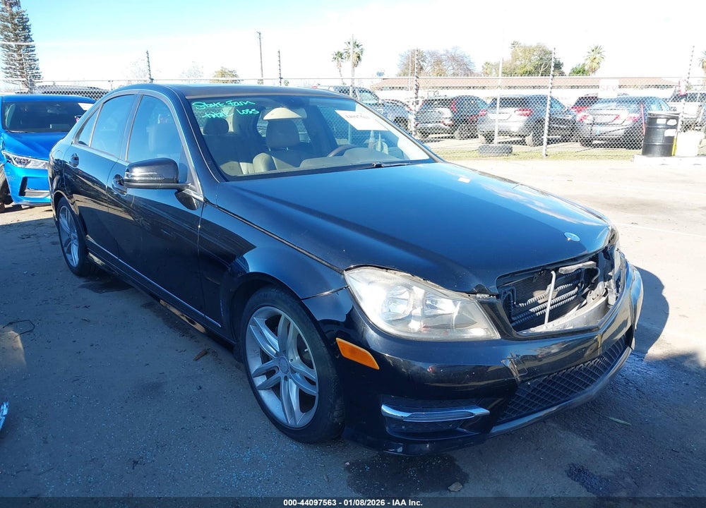2014 MERCEDES-BENZ C-CLASS C 250 SPORT VIN: WDDGF4HB5EA899150