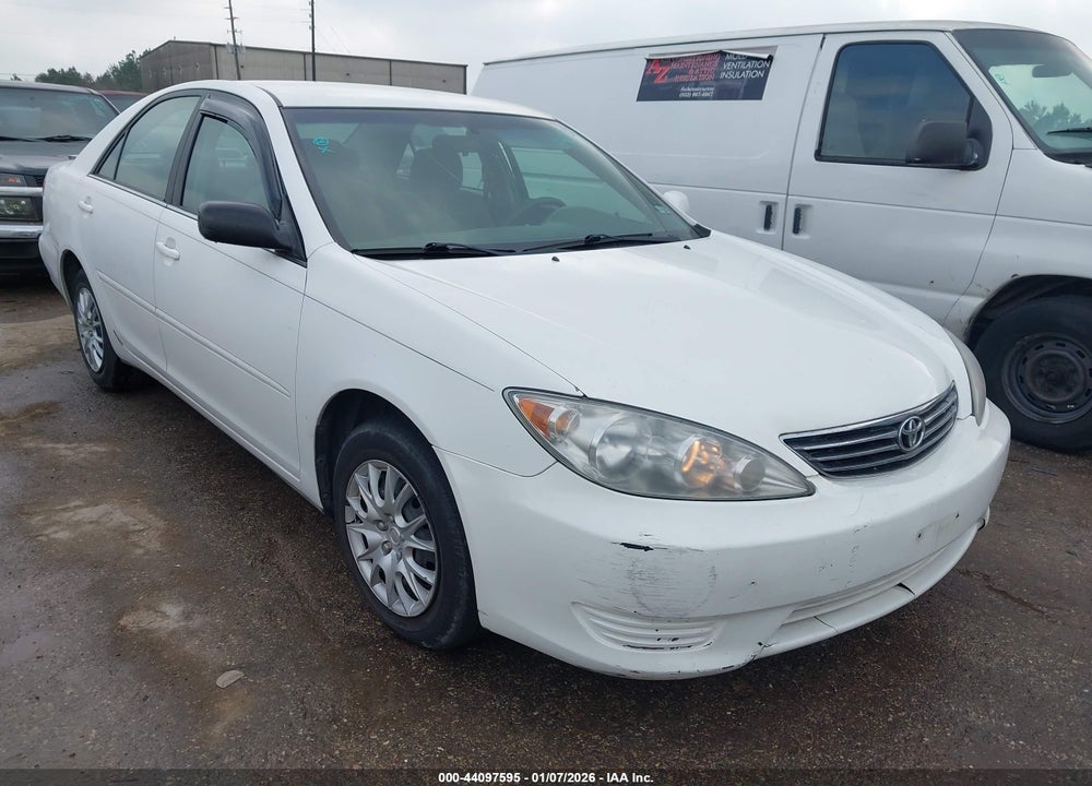 2005 TOYOTA CAMRY LE VIN: 4T1BE32K05U529521