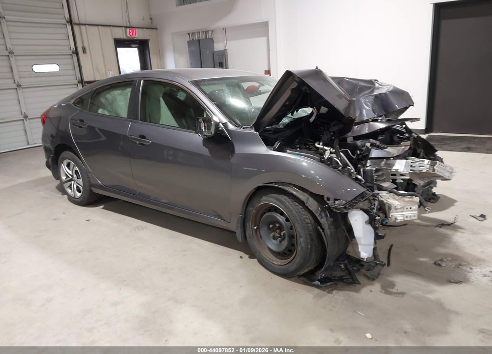 2018 HONDA CIVIC LX VIN: 19XFC2F59JE023141