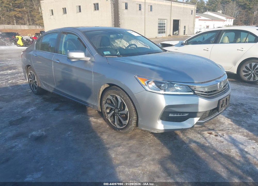 2016 HONDA ACCORD EX-L VIN: 1HGCR2F86GA088683