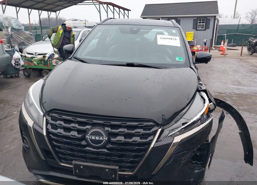 2022 NISSAN KICKS SR XTRONIC CVT VIN: 3N1CP5DV0NL490299