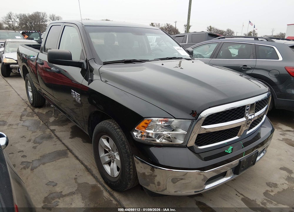 2024 RAM 1500 CLASSIC SLT  4X2 6'4 BOX VIN: 1C6RR6GG2RS122578