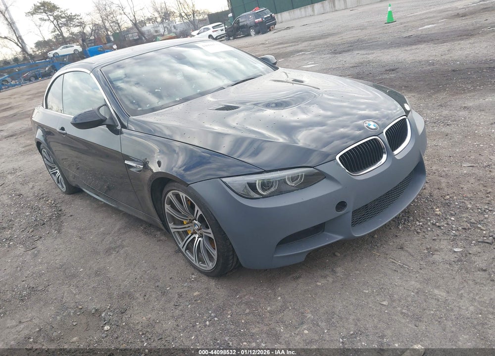 2011 BMW M3 VIN: WBSDX9C5XBE584463