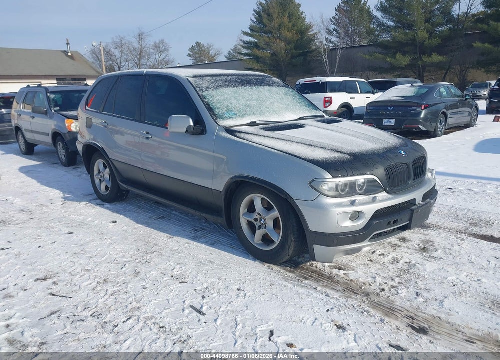 2005 BMW X5 4.8IS VIN: 5UXFA93585LE83036