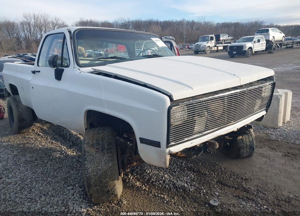 1982 CHEVROLET C10 VIN: 2GCDC14H2C1159304