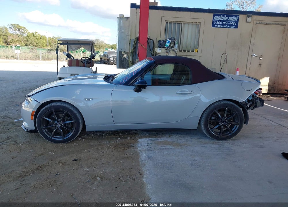 2018 MAZDA MX-5 MIATA CLUB VIN: JM1NDAC71J0205787