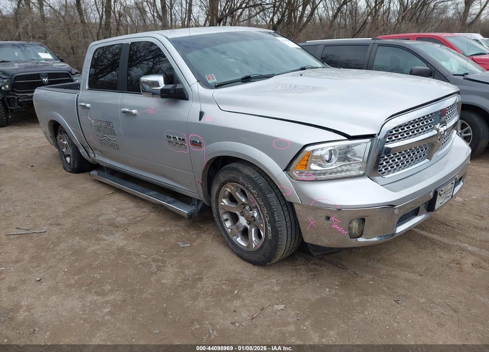 2018 RAM 1500 LAIE  4X4 5'7 BOX VIN: 1C6RR7NT6JS131150