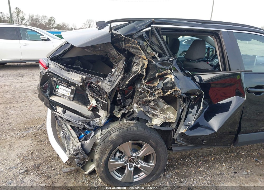 2023 TOYOTA RAV4 XLE VIN: 2T3W1RFV7PW286952
