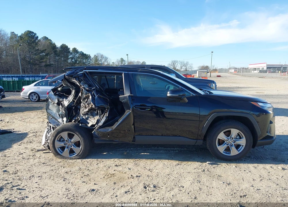 2023 TOYOTA RAV4 XLE VIN: 2T3W1RFV7PW286952