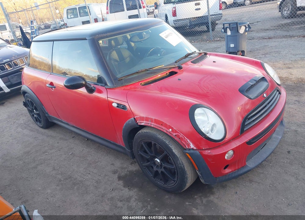 2006 MINI COOPER S VIN: WMWRE33566TJ35179