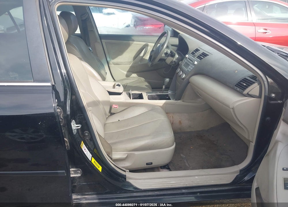 2011 TOYOTA CAMRY SE/LE/XLE VIN: 4T1BK3EK0BU124873