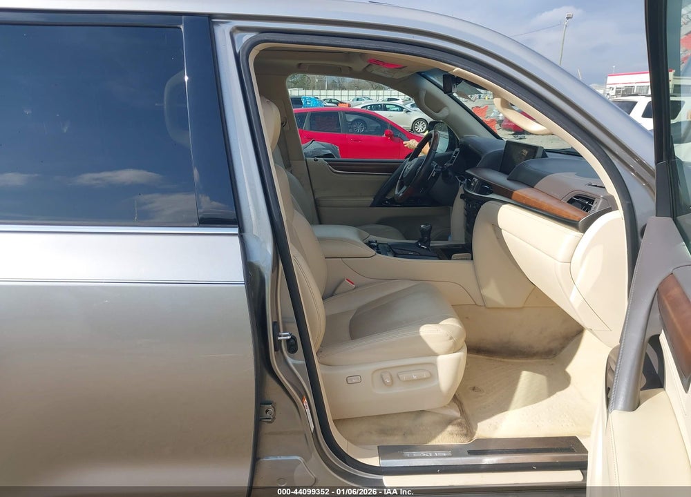 2017 LEXUS LX 570 VIN: JTJHY7AX0H4224631