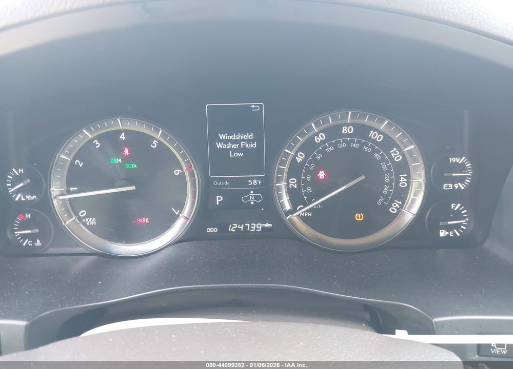 2017 LEXUS LX 570 VIN: JTJHY7AX0H4224631