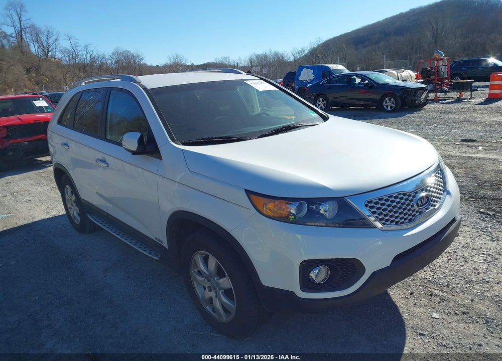 2012 KIA SORENTO LX VIN: 5XYKTCA68CG274694