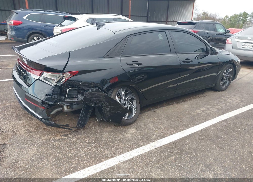 2025 HYUNDAI ELANTRA SEL SPORT VIN: KMHLM4DG2SU078464