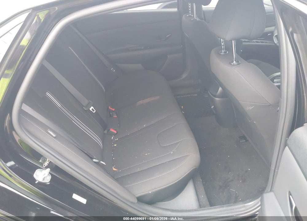 2025 HYUNDAI ELANTRA SEL SPORT VIN: KMHLM4DG2SU078464