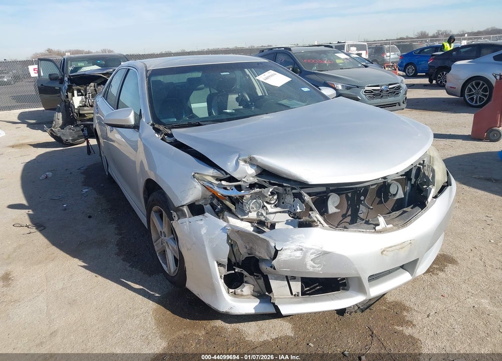 2012 TOYOTA CAMRY SE VIN: 4T1BF1FK2CU023911