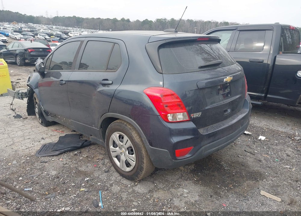 2018 CHEVROLET TRAX LS VIN: 3GNCJKSB2JL167377
