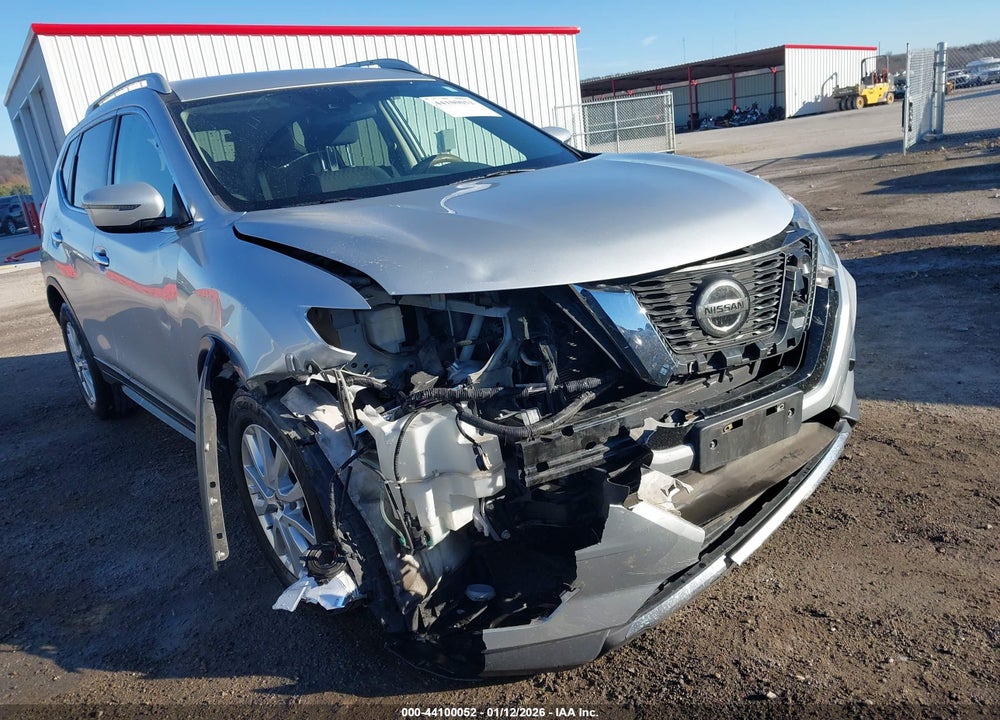 2019 NISSAN ROGUE SV VIN: 5N1AT2MVXKC770328