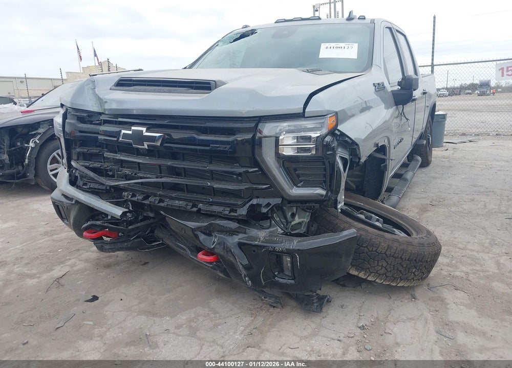 2026 CHEVROLET SILVERADO 2500HD , STANDARD BED, LT, 4WD VIN: 1GC4KNEY8TF145098