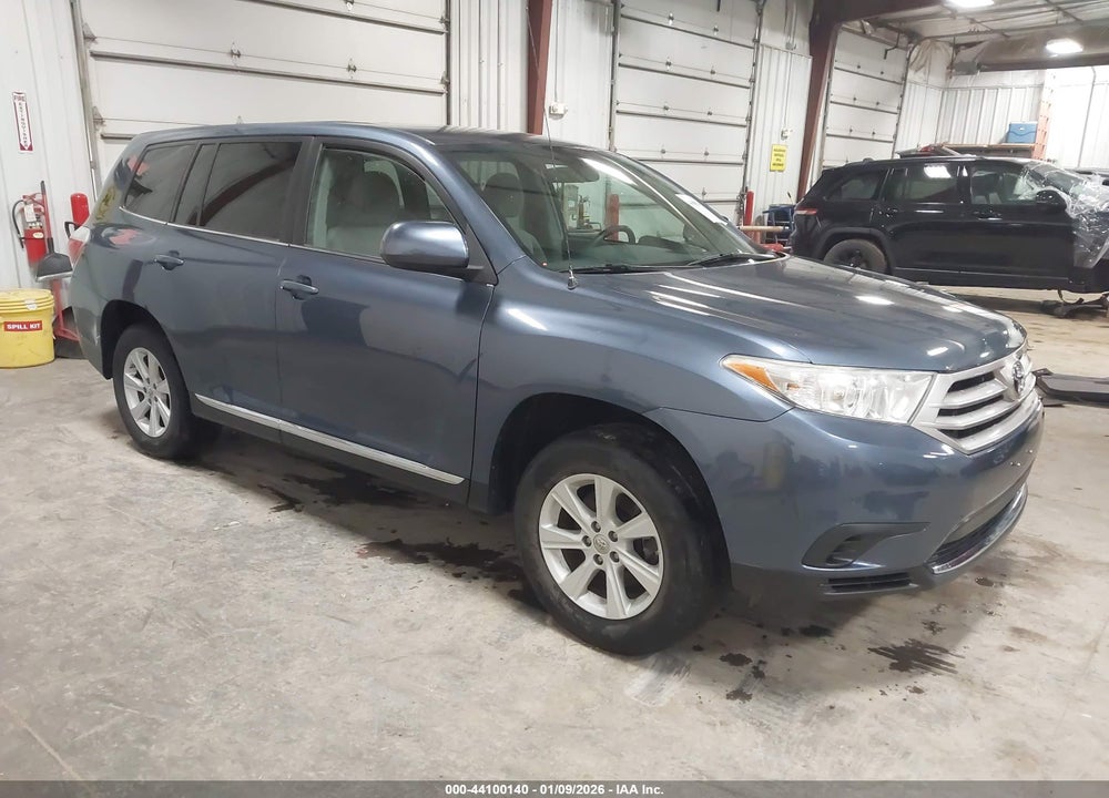 2012 TOYOTA HIGHLANDER BASE V6 VIN: 5TDBK3EH3CS164105