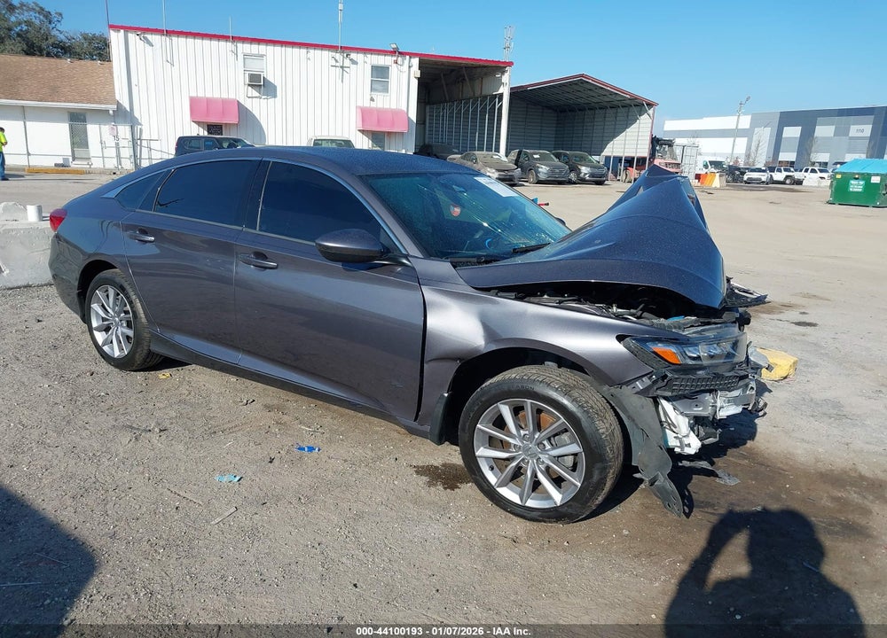 2022 HONDA ACCORD LX VIN: 1HGCV1F13NA006804