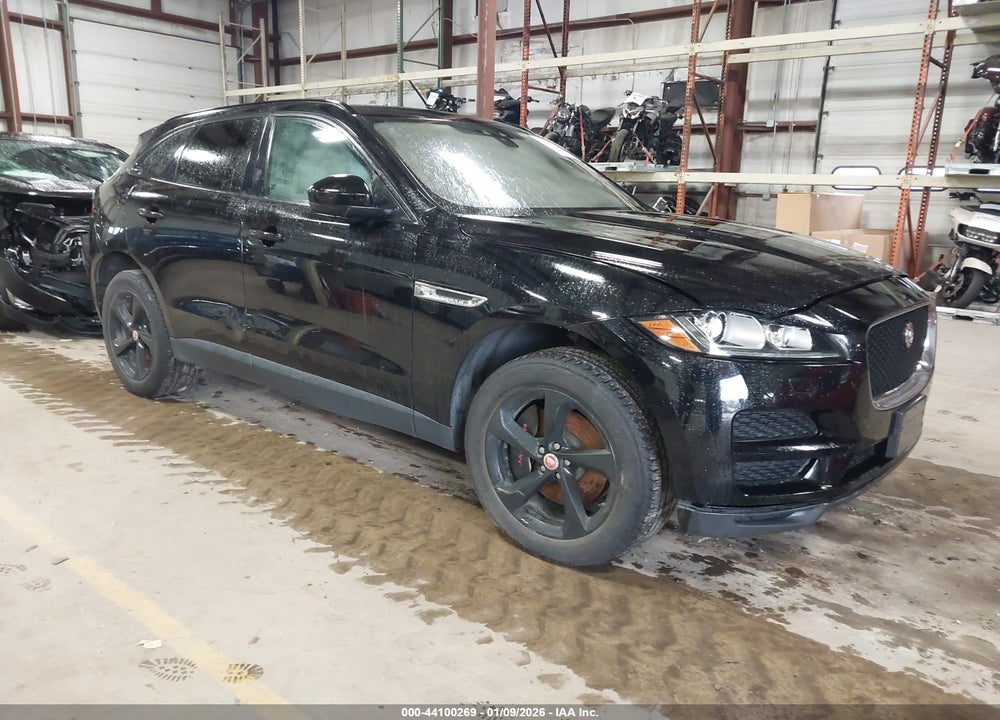 2017 JAGUAR F-PACE 35T PREMIUM VIN: SADCJ2BV4HA067287