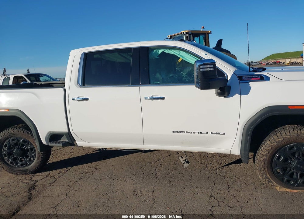 2022 GMC SIERRA 3500HD 4WD  STANDARD BED DENALI VIN: 1GT49WEY5NF241355