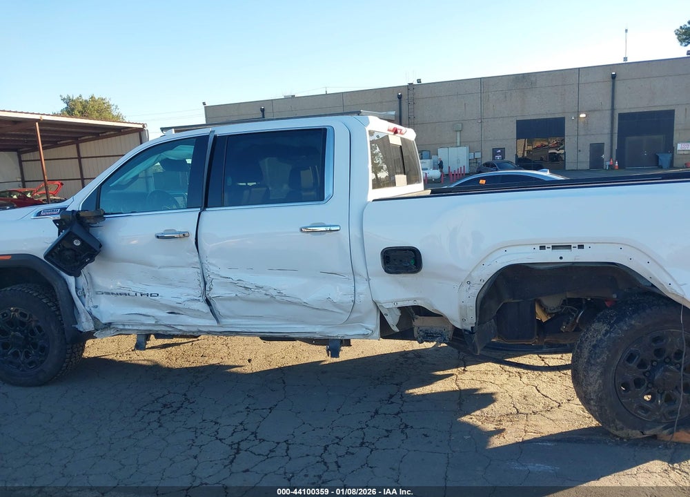 2022 GMC SIERRA 3500HD 4WD  STANDARD BED DENALI VIN: 1GT49WEY5NF241355