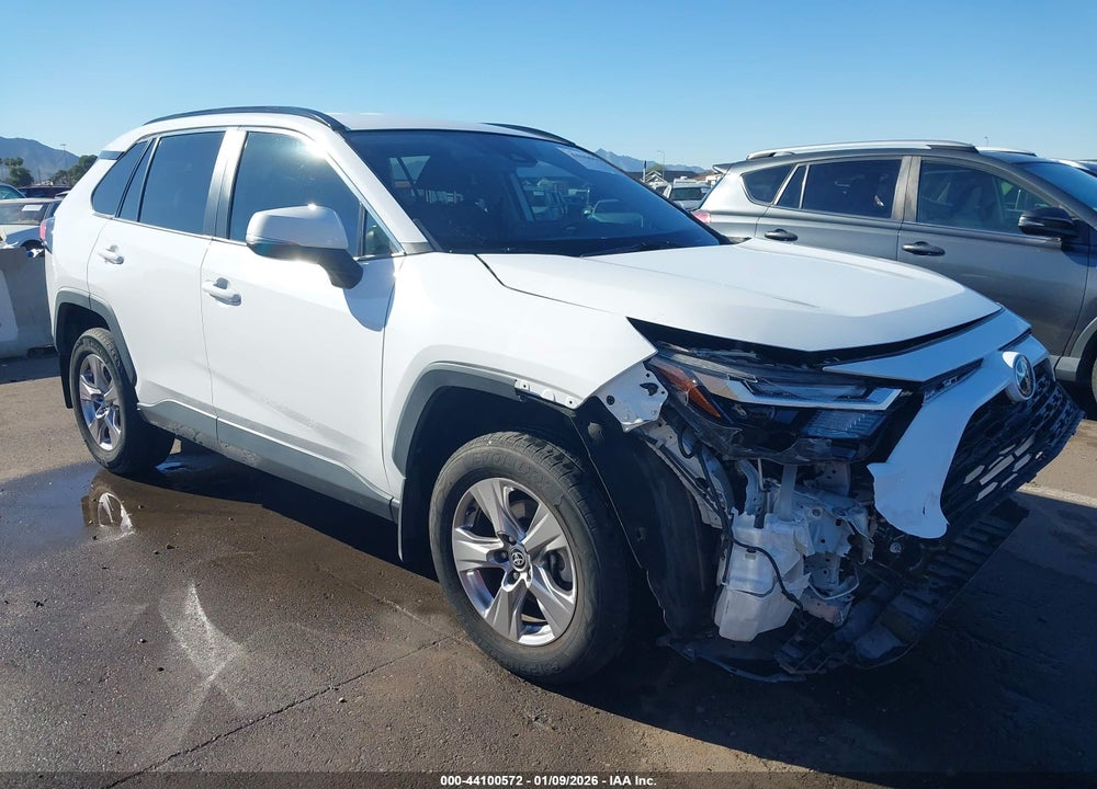 2022 TOYOTA RAV4 XLE VIN: 2T3P1RFV3NW271656