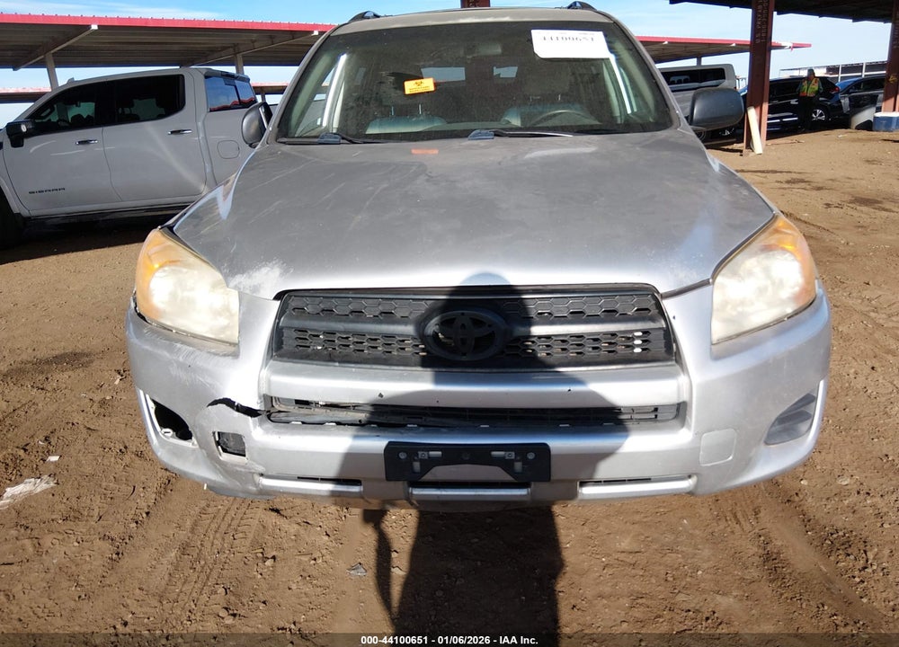 2011 TOYOTA RAV4 VIN: 2T3KF4DV0BW096781