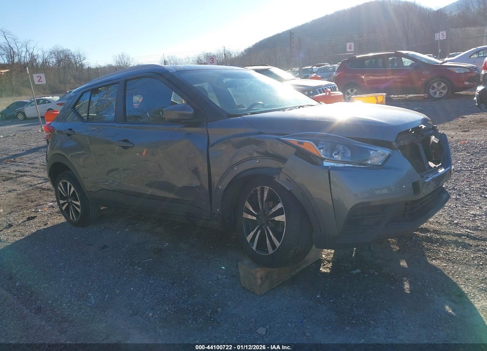 2019 NISSAN KICKS SV VIN: 3N1CP5CU3KL531657