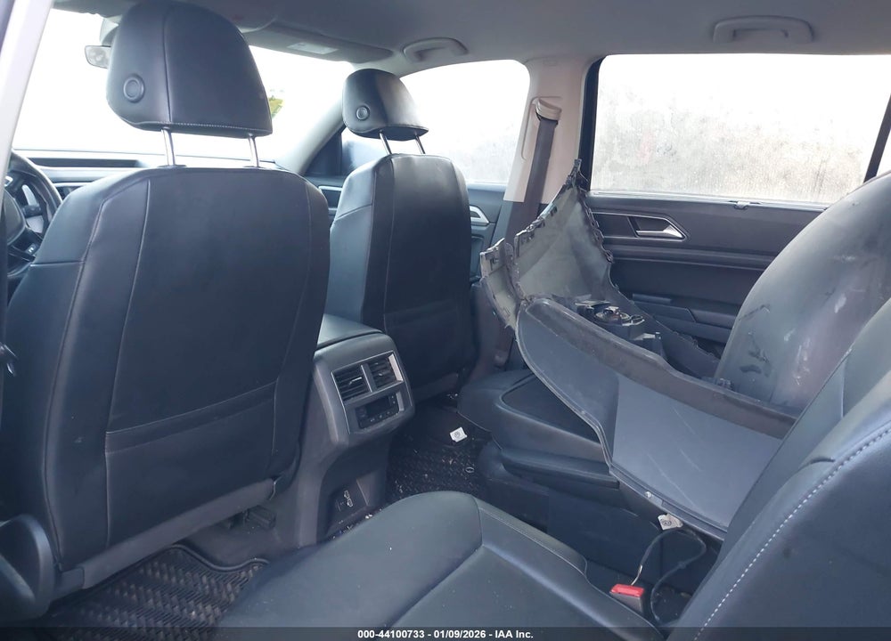 2019 VOLKSWAGEN ATLAS 3.6L V6 SE W/TECHNOLOGY R-LINE VIN: 1V2XR2CA4KC549298