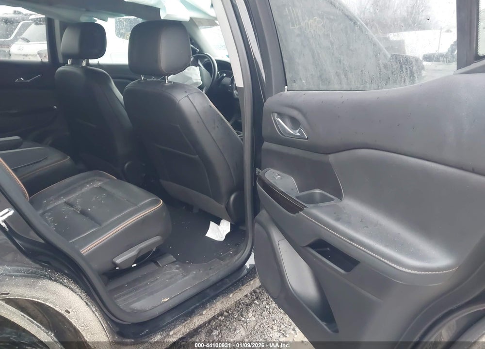 2023 GMC ACADIA AWD AT4 VIN: 1GKKNLLS2PZ147634