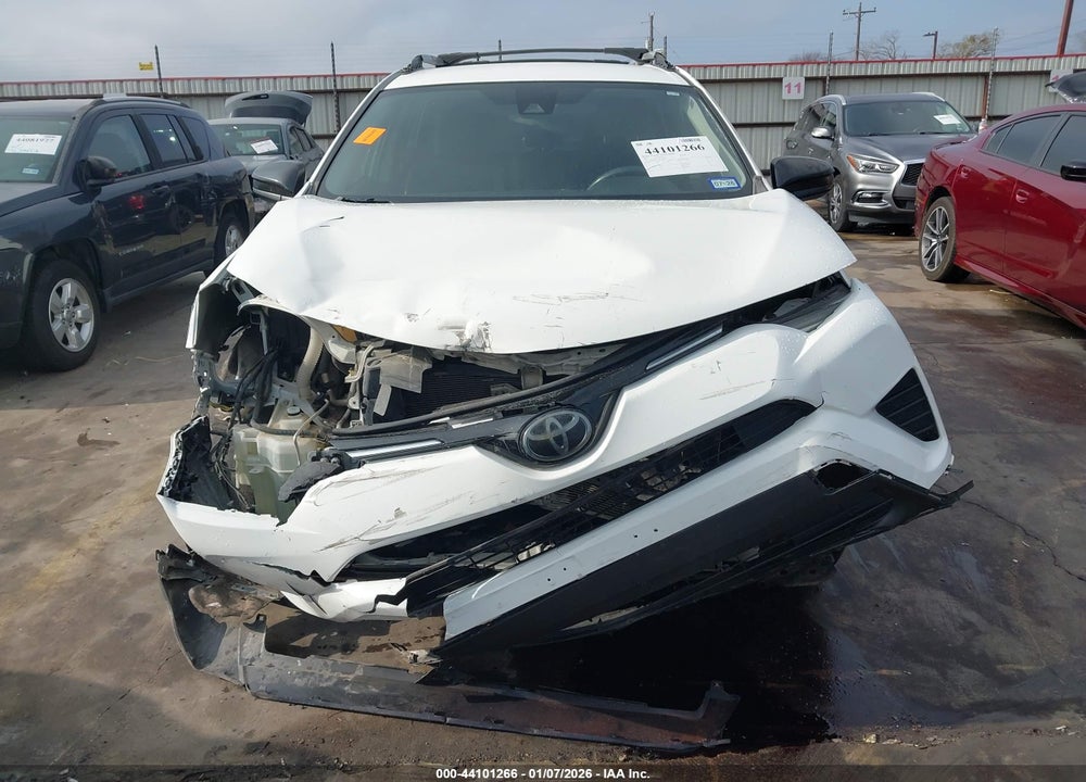 2017 TOYOTA RAV4 LE VIN: JTMZFREV4HJ132084