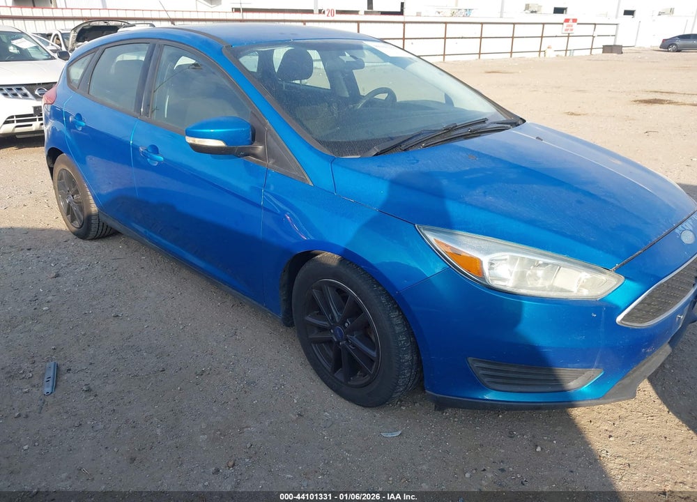 2015 FORD FOCUS SE VIN: 1FADP3K23FL223269