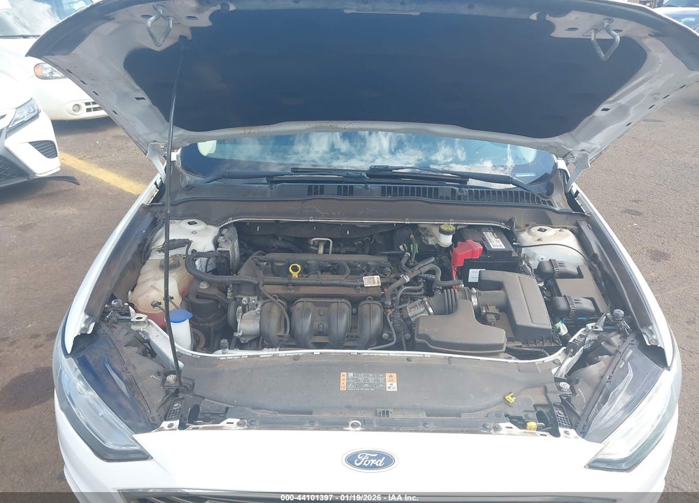 2018 FORD FUSION S VIN: 3FA6P0G7XJR241368