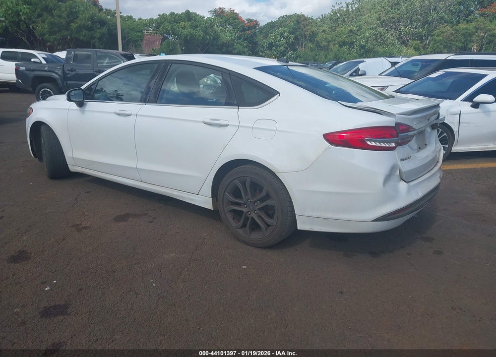 2018 FORD FUSION S VIN: 3FA6P0G7XJR241368