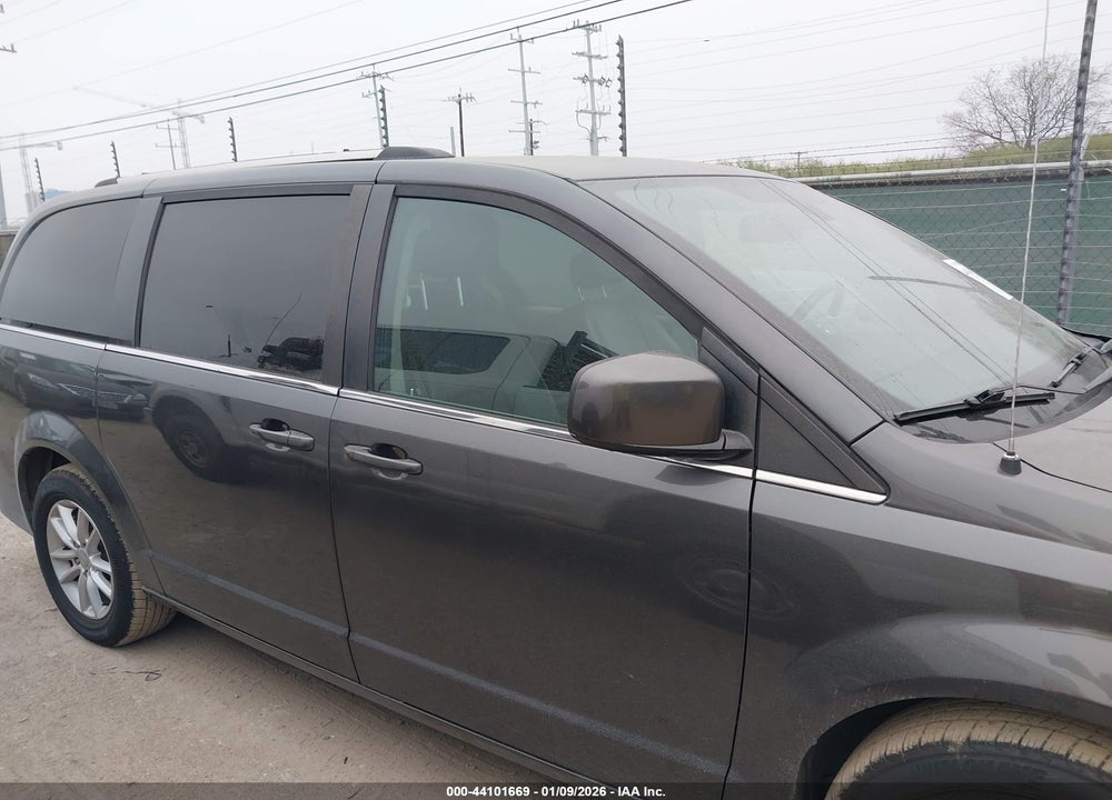 2019 DODGE GRAND CARAVAN SXT VIN: 2C4RDGCG6KR752646