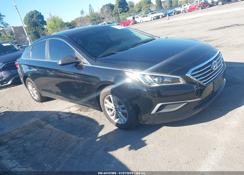 2016 HYUNDAI SONATA SE VIN: 5NPE24AF6GH270695