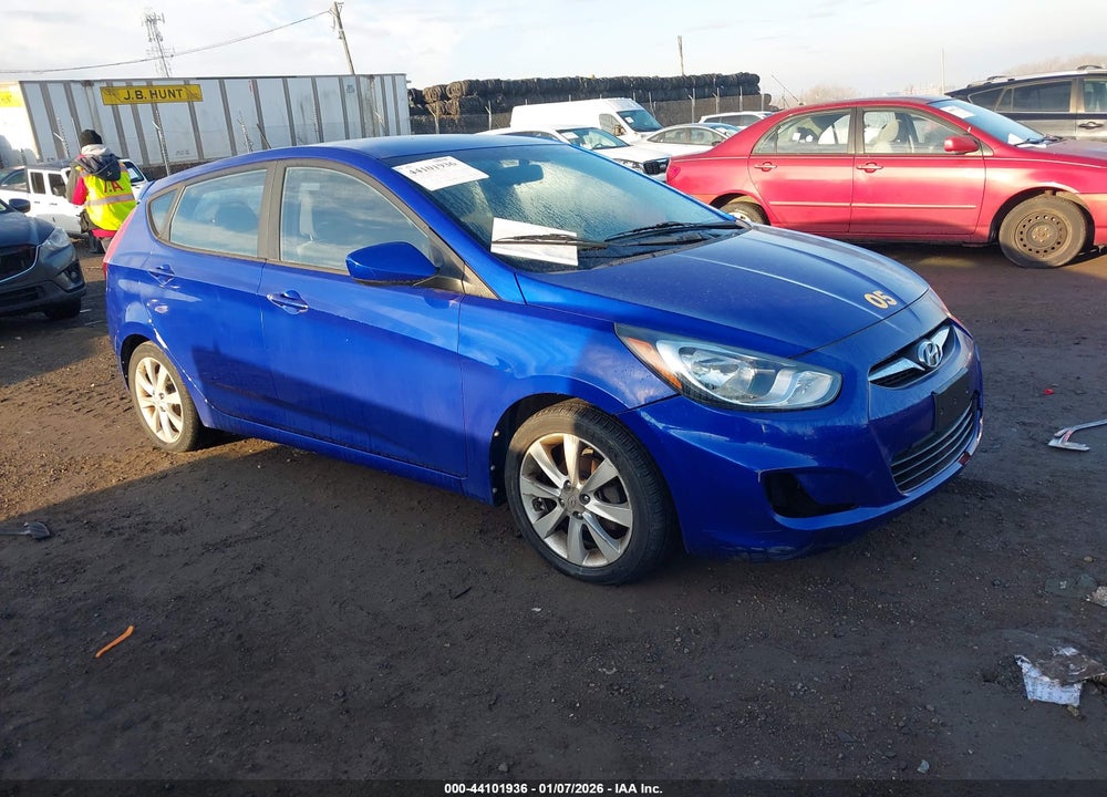 2012 HYUNDAI ACCENT SE VIN: KMHCU5AE3CU011091