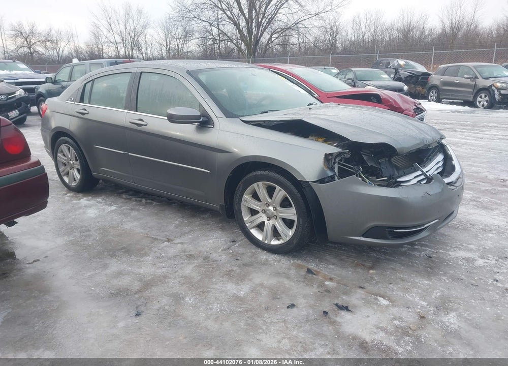 2013 CHRYSLER 200 TOURING VIN: 1C3CCBBB7DN656014