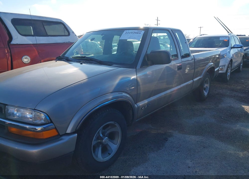 2000 CHEVROLET S-10 LS VIN: 1GCCS19W1YK115050