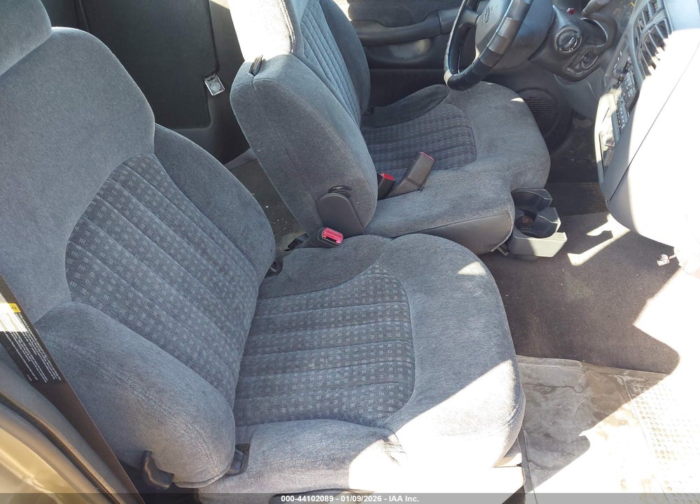 2000 CHEVROLET S-10 LS VIN: 1GCCS19W1YK115050