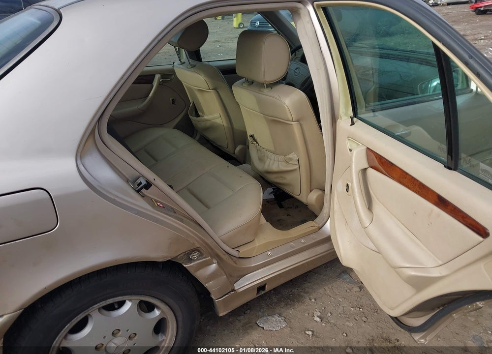2000 MERCEDES-BENZ C 230 KOMPRESSOR VIN: WDBHA24G4YA808553
