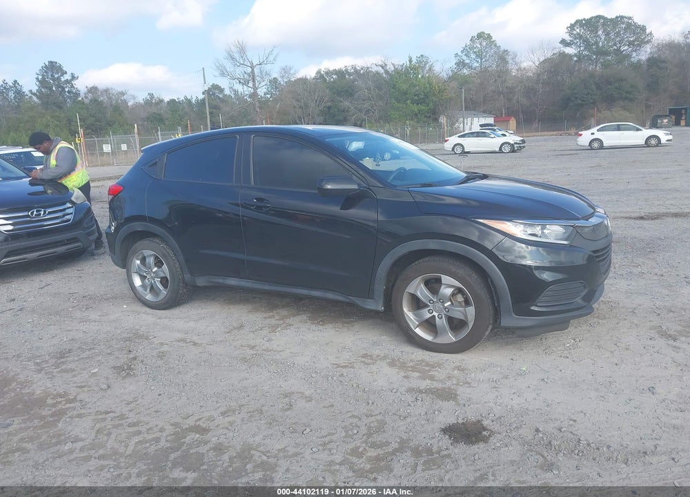 2019 HONDA HR-V LX VIN: 3CZRU6H36KG701194