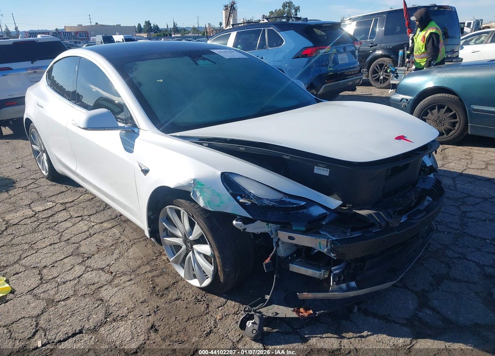 2019 TESLA MODEL 3 LONG RANGE/PERFORMANCE VIN: 5YJ3E1EB1KF513390