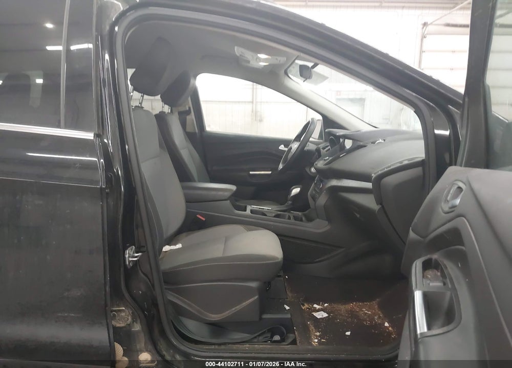 2018 FORD ESCAPE SE VIN: 1FMCU9GD9JUA56085